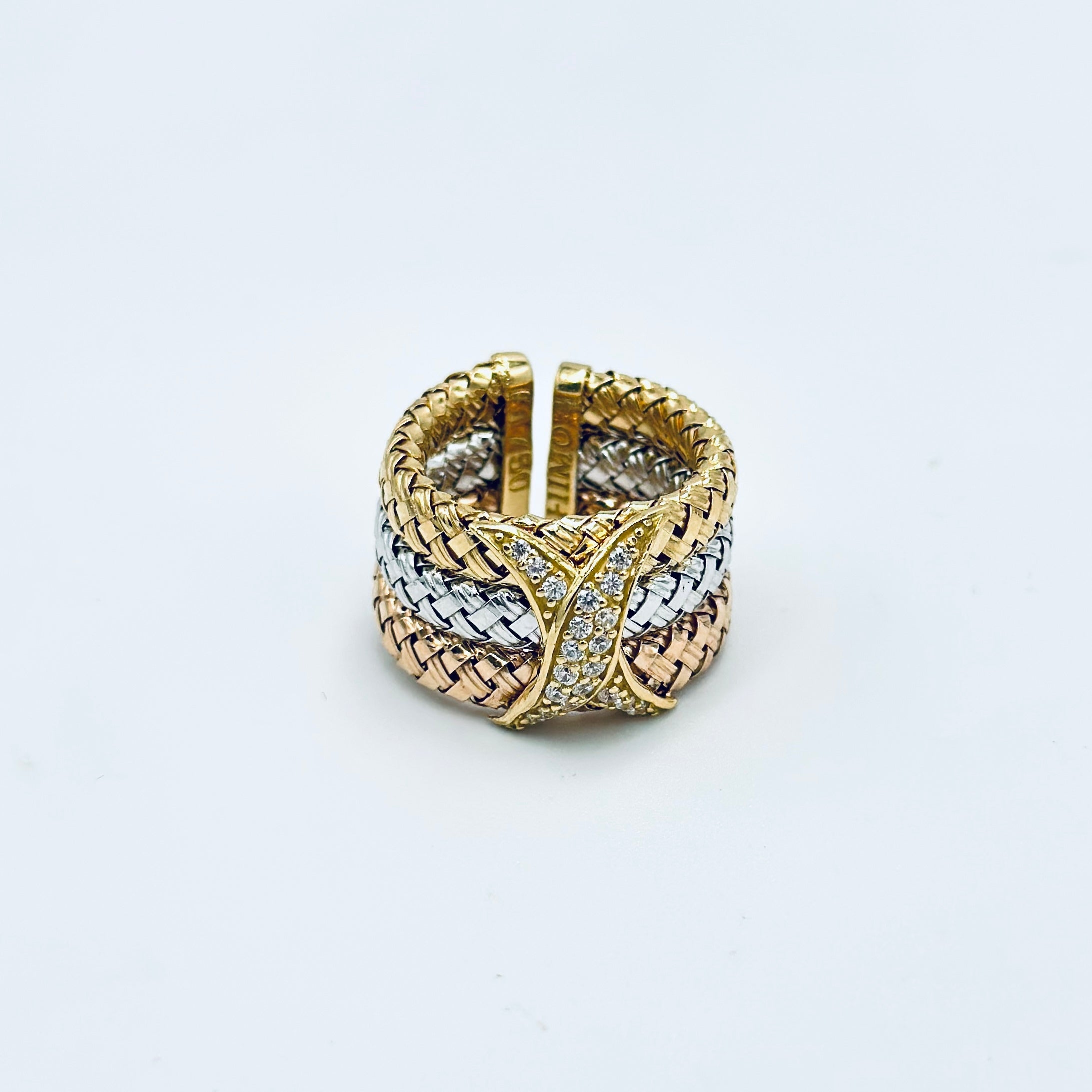Load image into Gallery viewer, Bangle (18 Karat)
