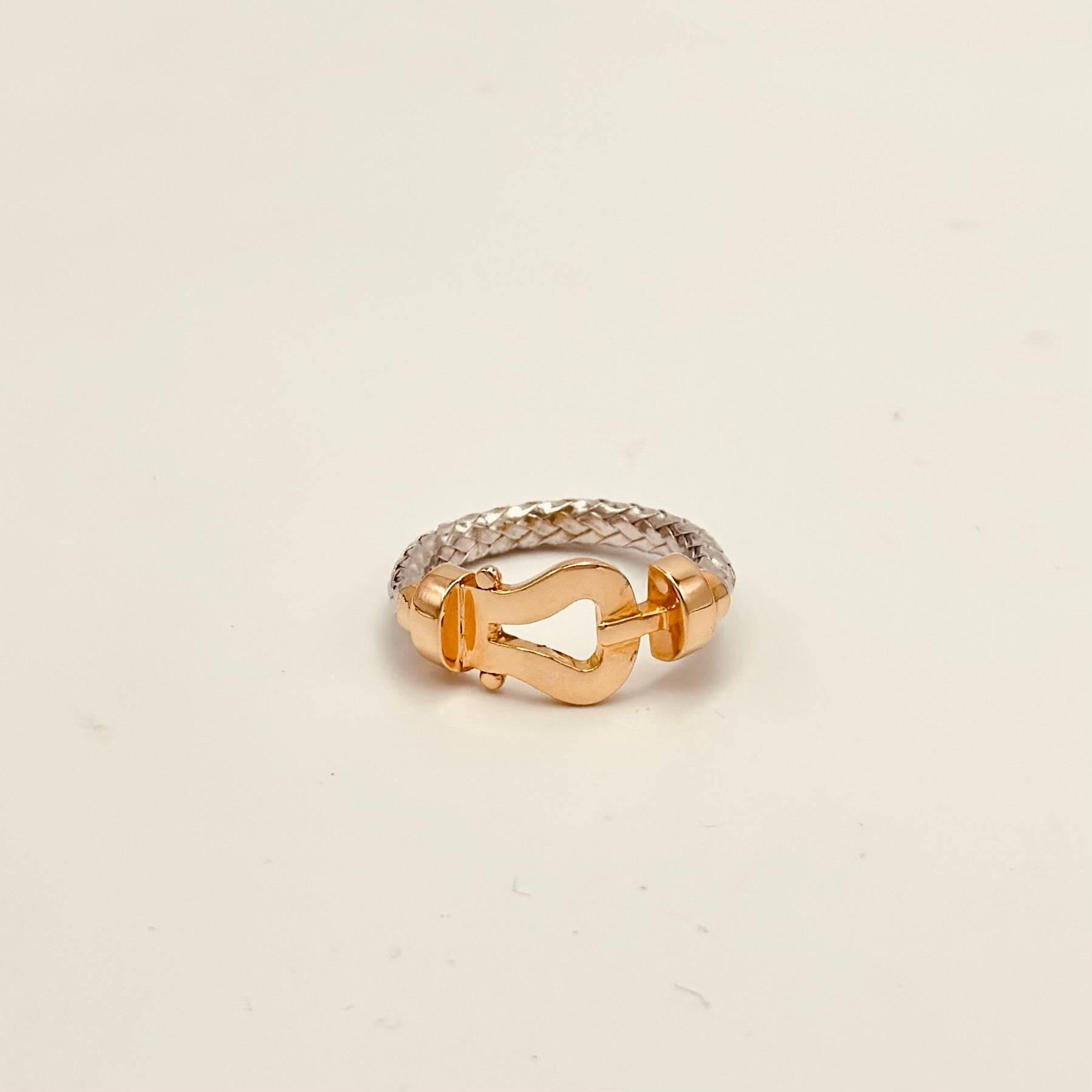 Load image into Gallery viewer, Bangle (18 Karat)
