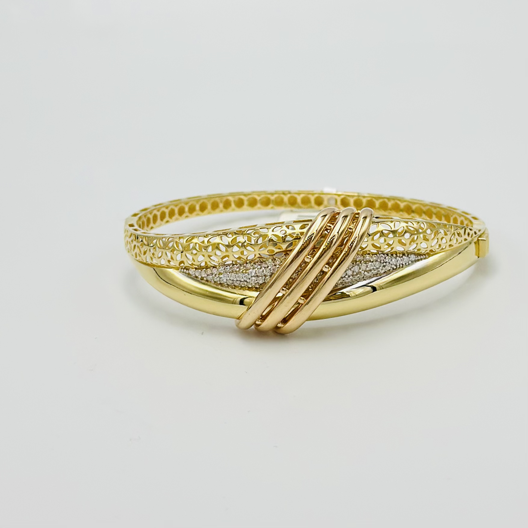Load image into Gallery viewer, Bangle (18 Karat)
