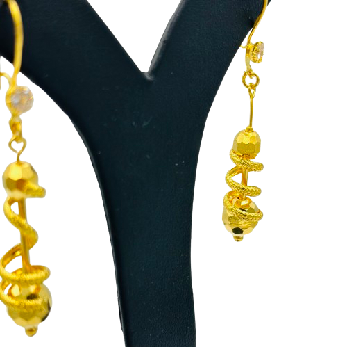 Load image into Gallery viewer, Earrings (21 Karat)
